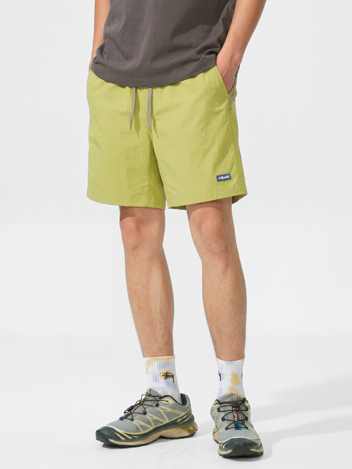 FrostVein – Wasserabweisende, atmungsaktive und schnelltrocknende Shorts