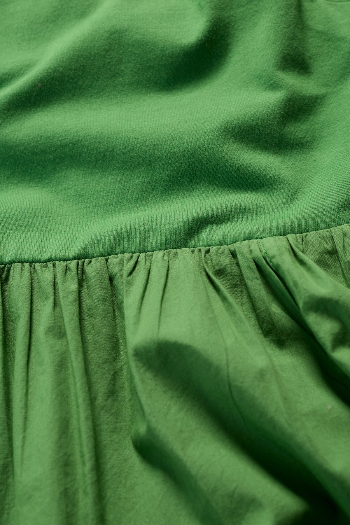 Ärmelloses Kleid aus Madder-Jersey-Webmix