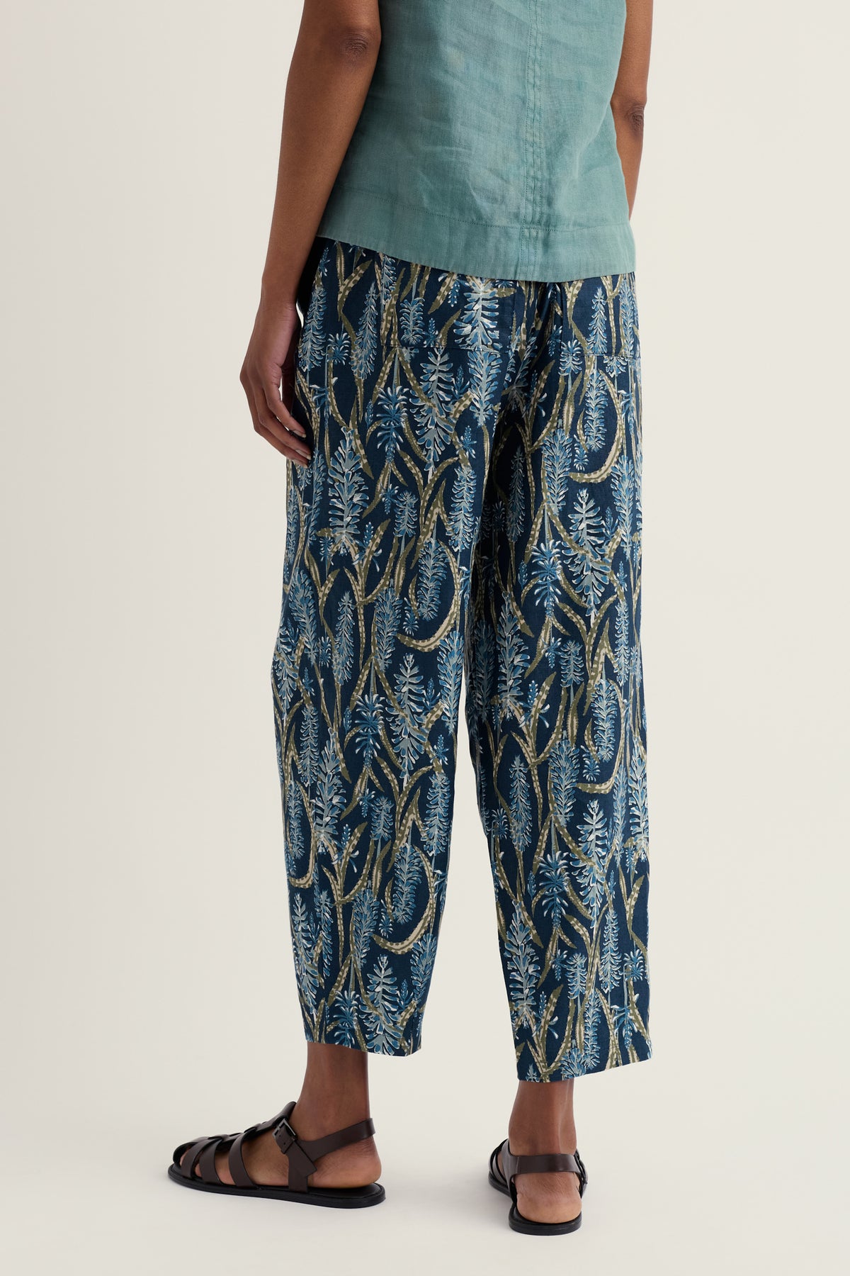 Noweth Hose